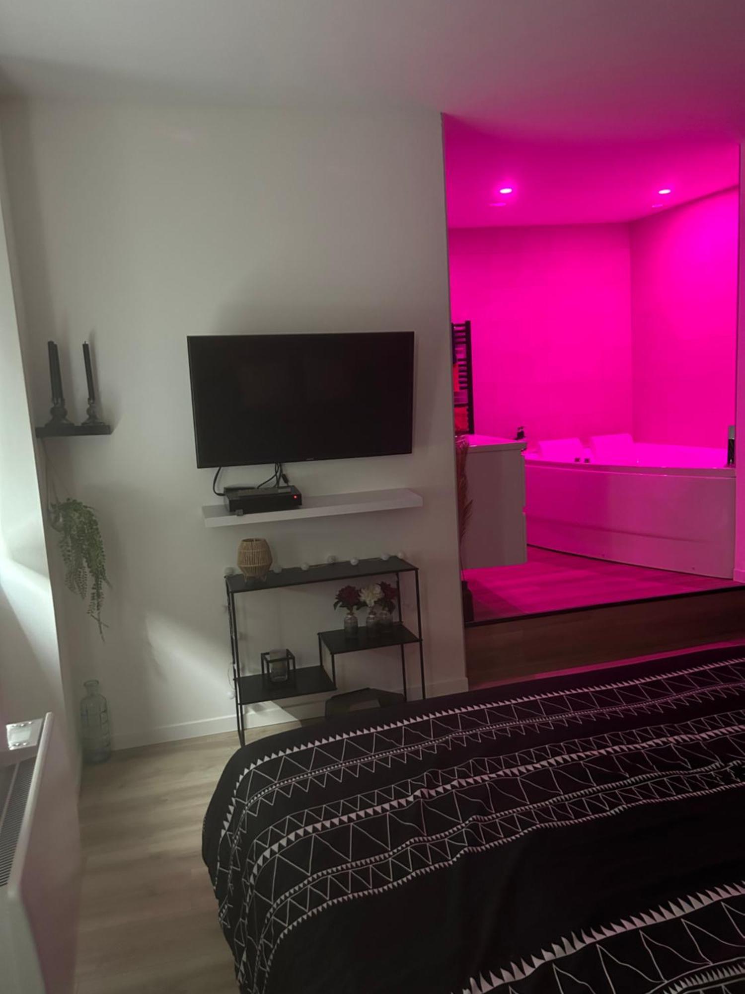 La Suite Tournonaise Bagian luar foto